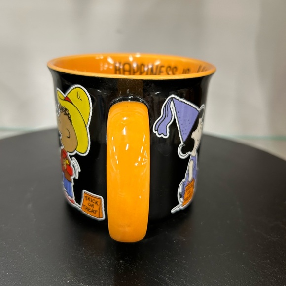 New Peanuts Black & Orange Ceramic Halloween Mug Holiday Decor Collectibles🎃🖤 - Picture 3 of 13